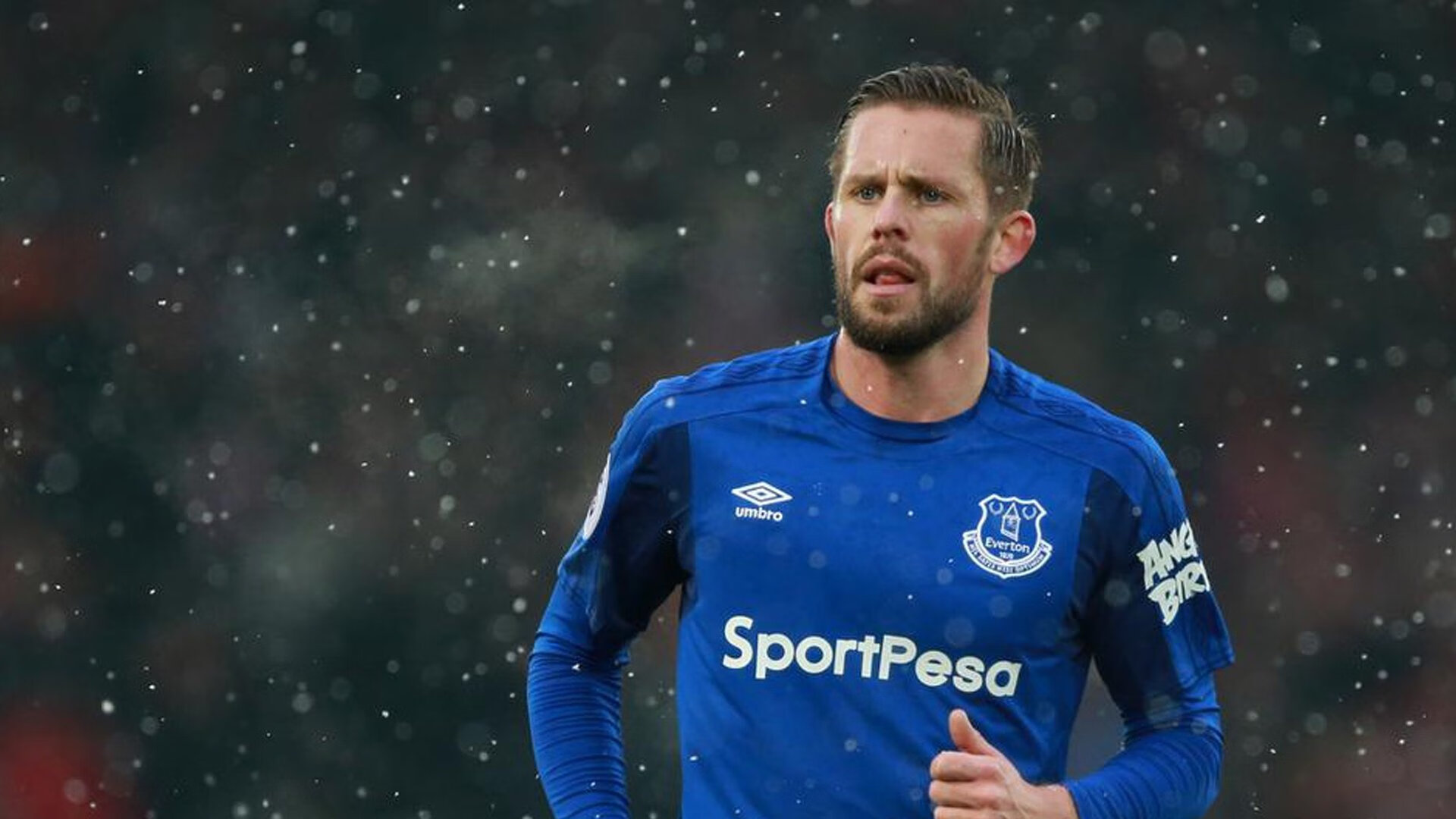 西亚卡姆连续三场比赛得分超过爆冷，掘金不断突破！观众掌声雷动的时代来临